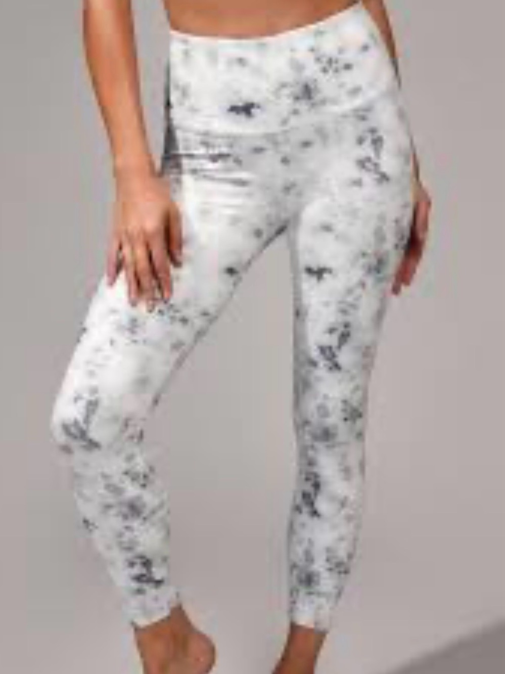 Yogalicious Light Gray Marble-Print Leggings